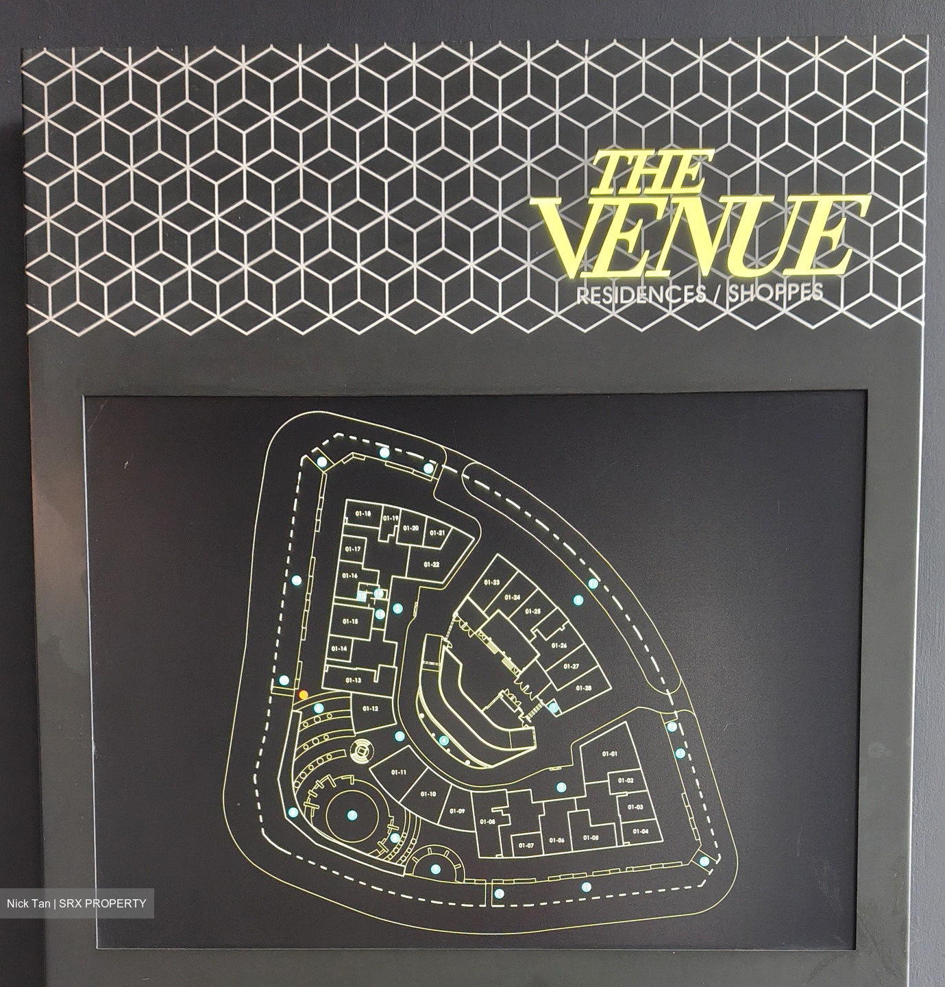 The Venue Shoppes (D13), Retail #540629581